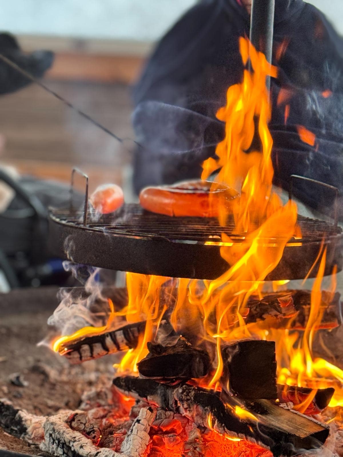 Yhteinen talvihetki kodassa
