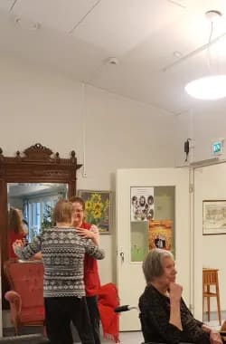 Tanssin pyörteissä.