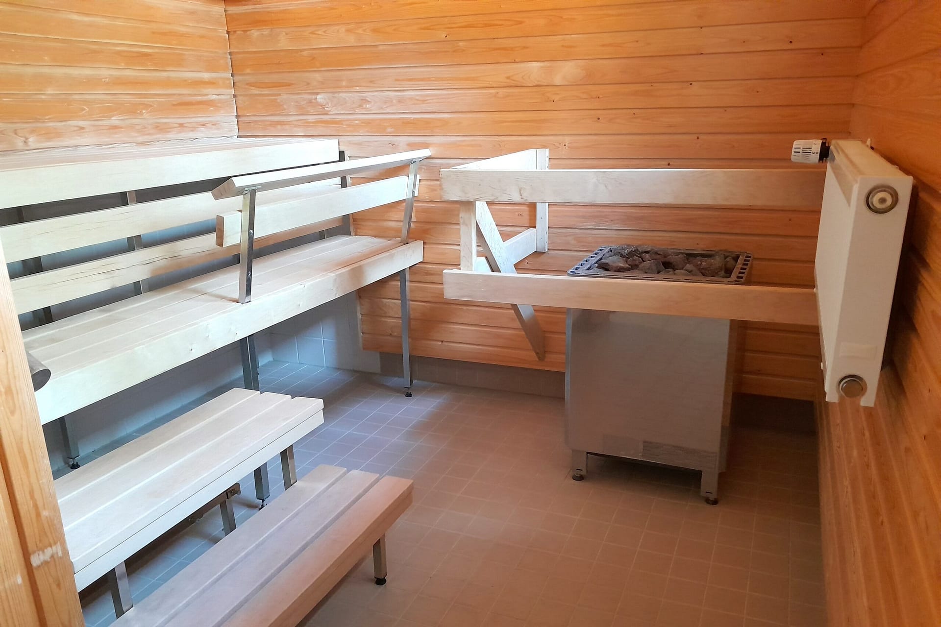 Sauna puupaneeliseinineen