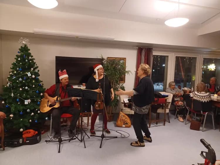 Musiikki saa jalat liikkumaan.