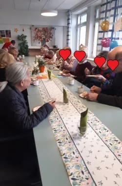 Illoinen päivää.