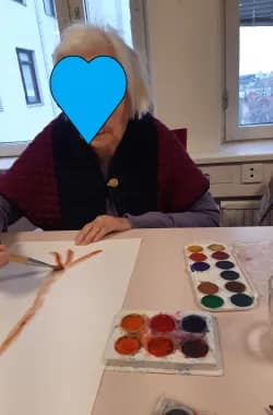 Askartelua.
