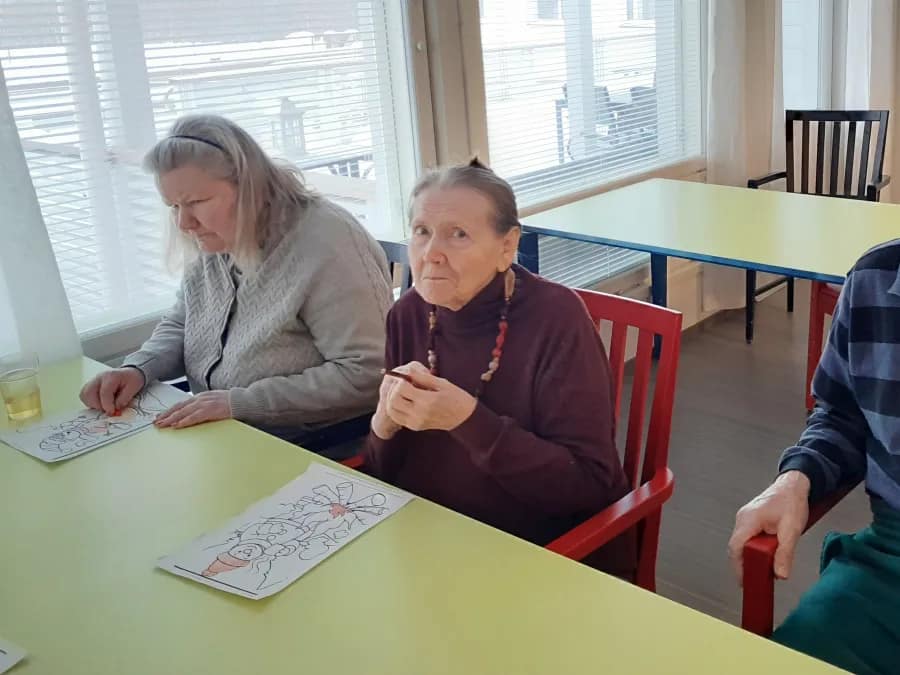 väritystä