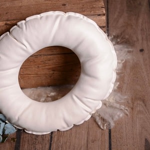 Newborn Photography - Positioning pillow