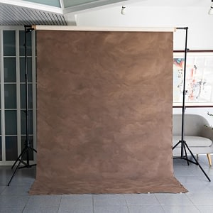 Maisun Ilmaisu x Studiovarustamo 2x3m Uniikki taustakangas 0044, ruskea I