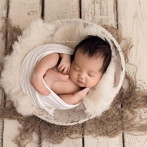 Newborn Photography - White Stretch Knit Wrap