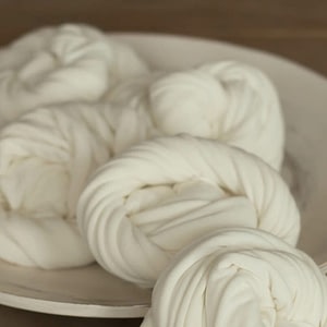 Newborn Photography - Ivory Strech Knit Wrap