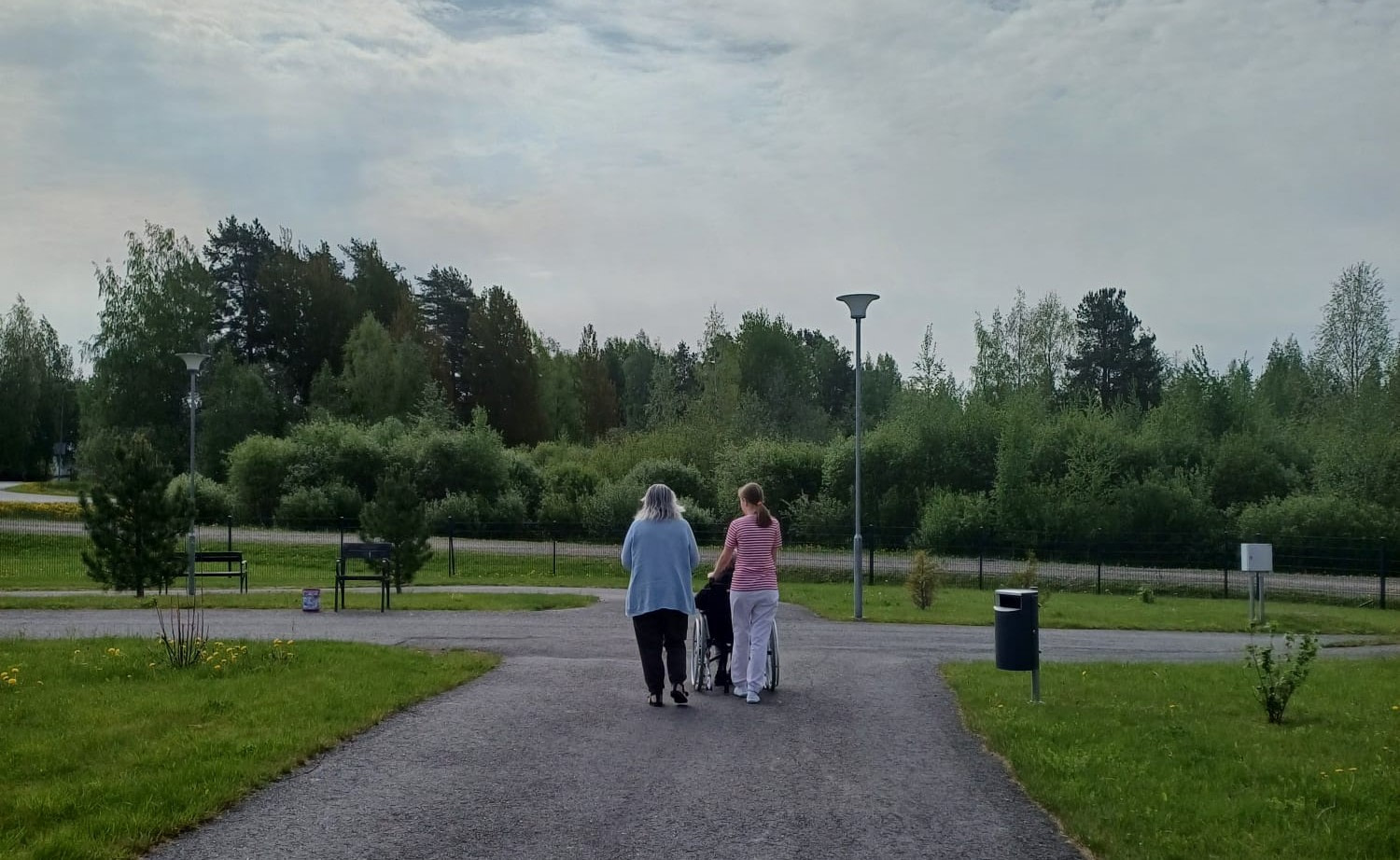 Kesäpäivien viettoa ulkoilun merkeissä