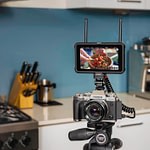 1060w 121963 03 Atomos Zato Blogger Front Camera Insitu 03 ATOMZATCO1