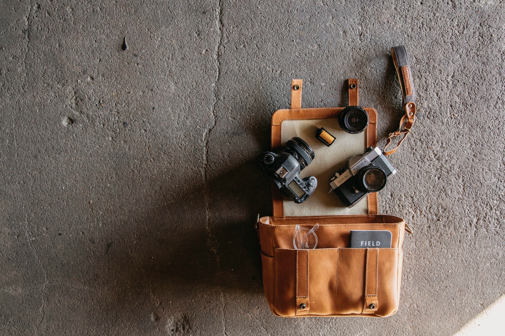 kelly moore bags
