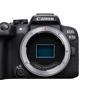Canon EOS R10 järjestelmäkamera