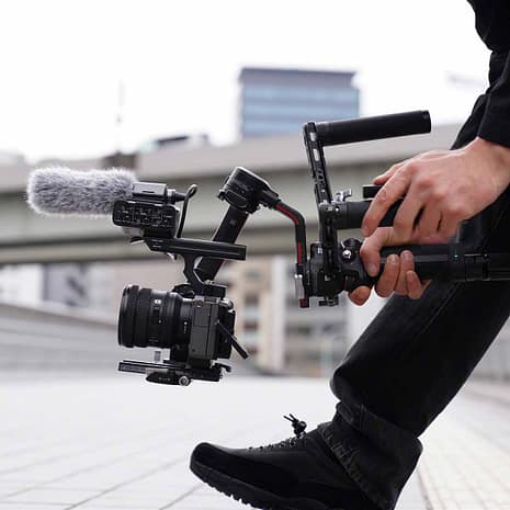 4. M PZ Lens ILME FX3 Gimbal Low Angle Large