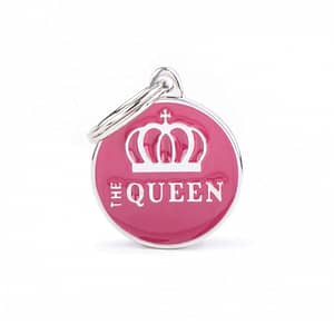 Kaiverrettu nimilaatta tai avaimenperä - CHARMS keskikoinen ympyrä "the queen", my family