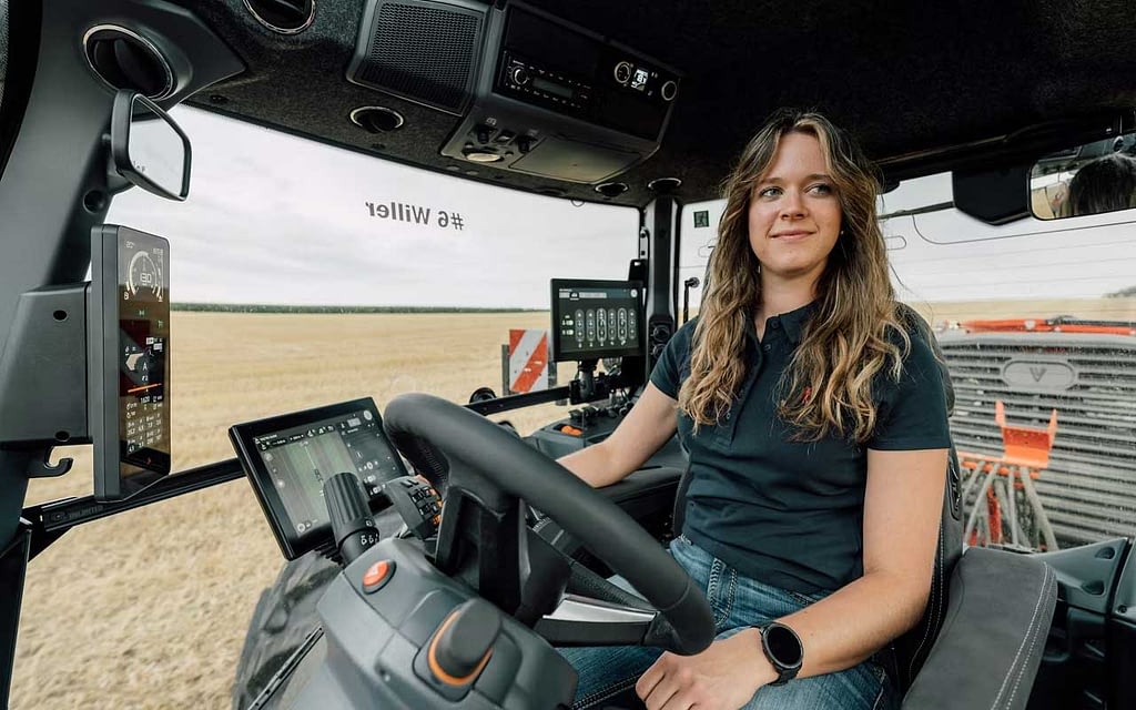 Edea Design - Valtra T6 - Smart Touch & Active Gen2