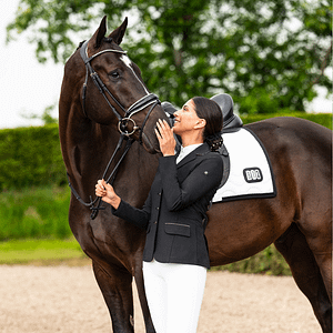 QHP Sariah kisatakki musta