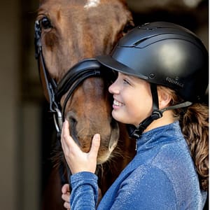 Equipage Vilma Kypärä