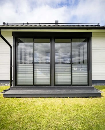 Alutec Premium Lasitus Terassille 832x1024