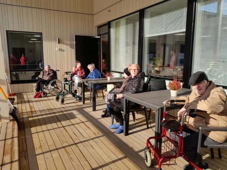 Kevään ensimmäinen ulkoilu