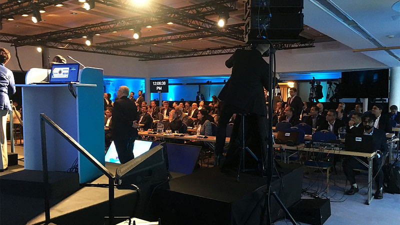 M101-konferenssin kulisseissa, Mahindra Group