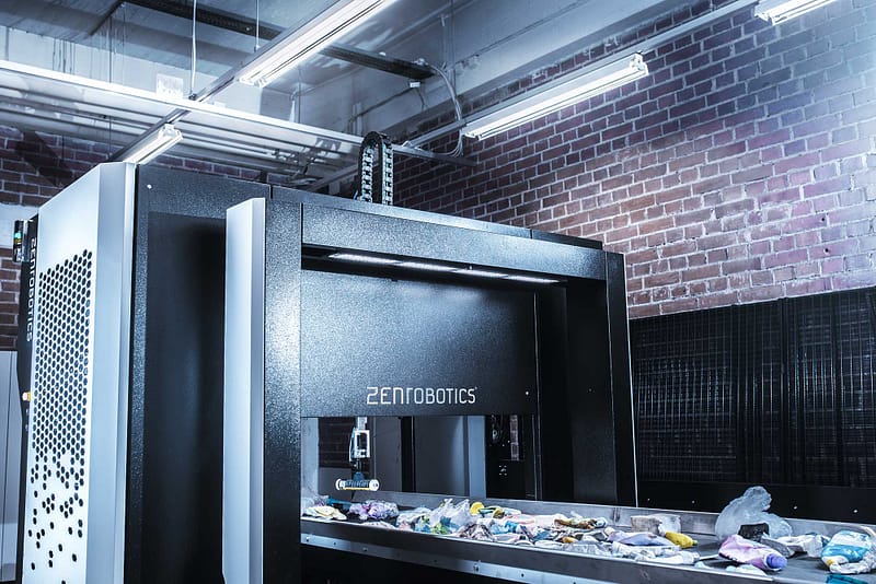 Zen Robotics älykkäät jätteenkäsittely ja lajittelurobotit,