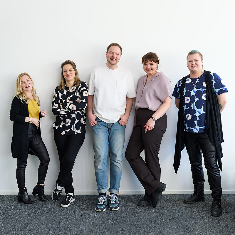 Ryhmäkuva eranauteista.