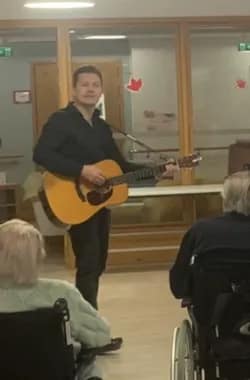 Muusikko Mika Rämä