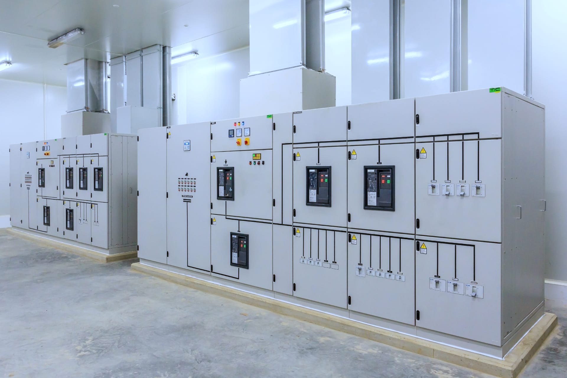 Electric,Control,Cabinet,Substation,In,A,New,Factory,Plant.